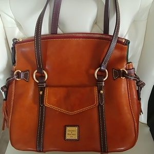 Dooney & Bourke Bag